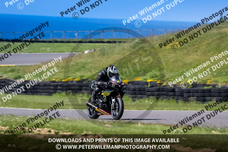 anglesey no limits trackday;anglesey photographs;anglesey trackday photographs;enduro digital images;event digital images;eventdigitalimages;no limits trackdays;peter wileman photography;racing digital images;trac mon;trackday digital images;trackday photos;ty croes